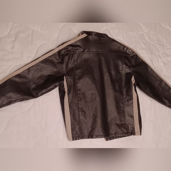 Jacket - Picture 2 of 6